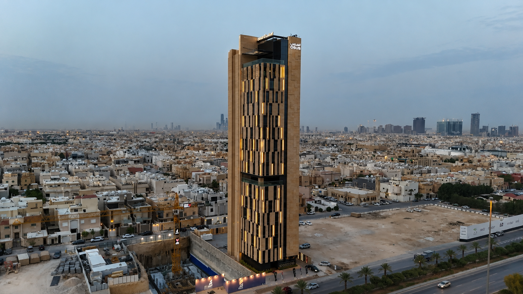 برج أُسُس، منظور عام